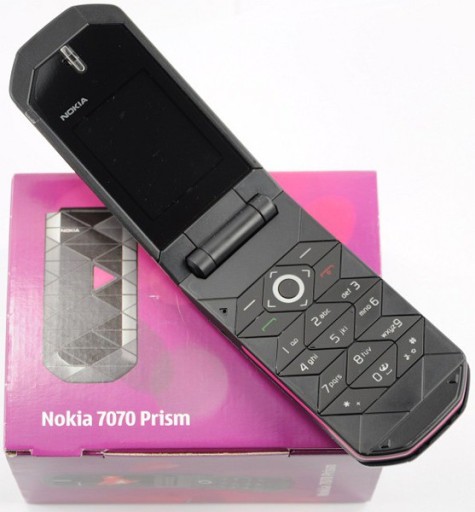 ТЕЛЕФОН NOKIA 7070 PRISM, 3 ЦВЕТА