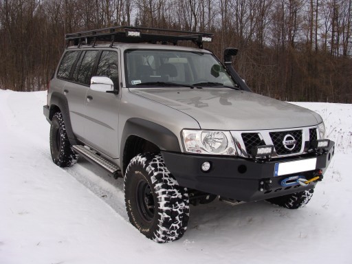 NISSAN PATROL Y61 GU4 БАМПЕР ПЕРЕДНИЙ СО СТАЛЬНОЙ НАКЛАДКОЙ