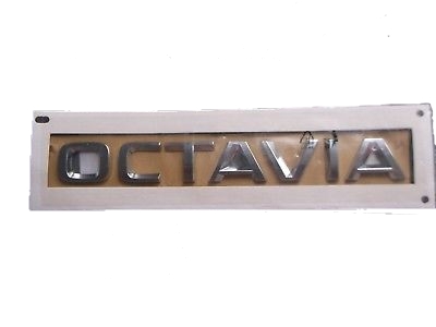 OCTAVIA НАДПИСЬ НА ЗАДНЕЙ КРЫШКЕ 5E0853687 ОРИГИНАЛ