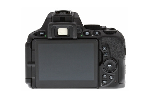 Lustrzanka Nikon D5500 18-55 VR II 8632 zdjęć !
