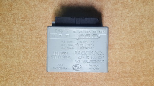 VOLVO V70 2.0 97R MODUŁ ŚWIATEŁ STOPU 9442303