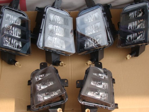 VW GOLF VII Lift 17-20 GTI halogen Led prawy lewy
