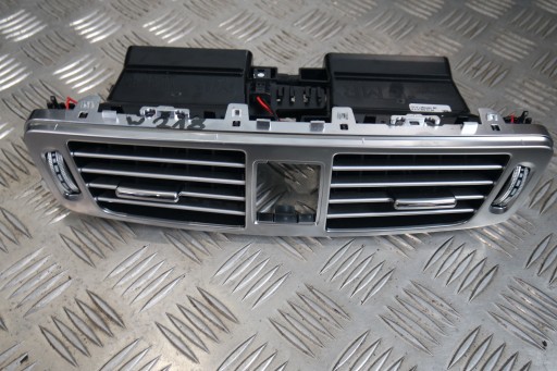 CENTRALNA KRATKA NAWIEWU KONSOLI MERCEDES CLS W218