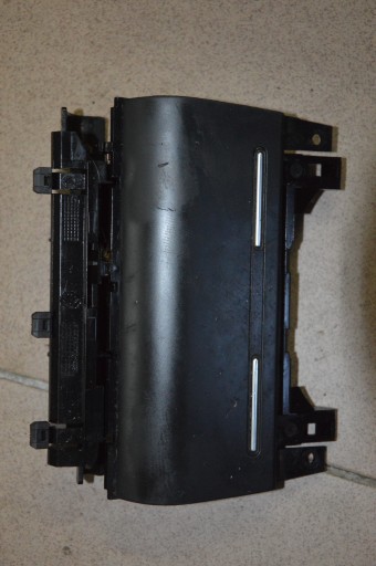 Popielniczka Audi A4 B6 8E0857951F