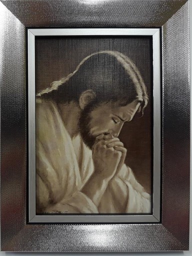 OBRAZ W SREBRNEJ RAMIE 25x30 JEZUS MODLĄCY