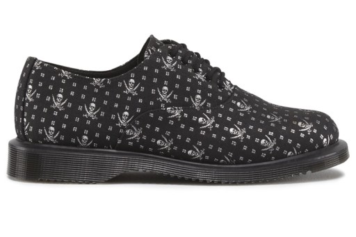 DR. MARTENS BRIAR SKULL SILVER BLACK r. 4(37)