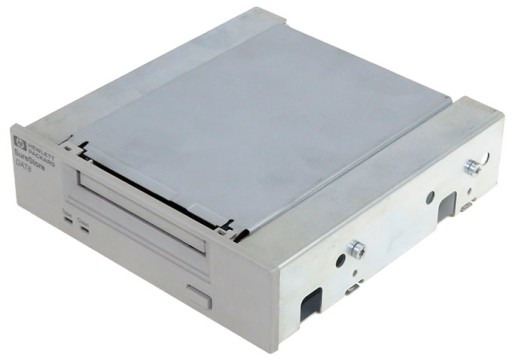 HP C1528K SURESTORE DAT8 4/8GB SCSI 50p TAPE DRIVE