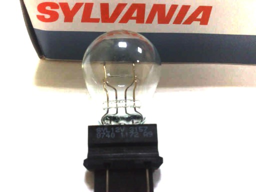 ŻARÓWKA 3157 ŻARÓWKI 27/7W SYLVANIA - OSRAM