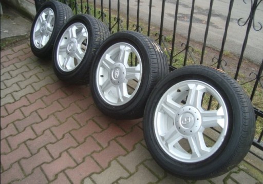 HYUNDAI COUPE TIBURON PIĘKNE ORGINALNE ALUSY 16