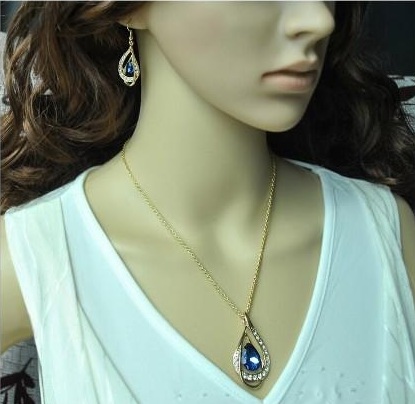 Komplet biżuterii SWAROVSKI -30% Łezka 3 kolory