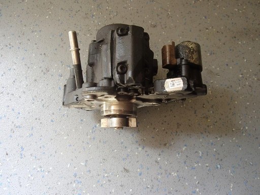 ПАЛИВНИЙ НАСОС FORD KUGA 2.0 TDCI 9424A050A