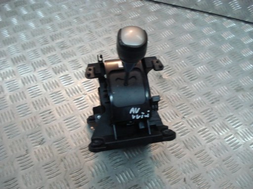 TOYOTA AURIS 2008 ВАЖІЛЬ ПЕРЕМИКАННЯ ПЕРЕДАЧ АВТОМАТ