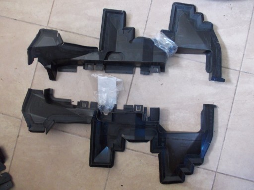 8R0121283 8R0121284 - Рульове колесо AUDI Q5 ліве праве нове X