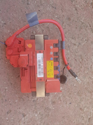 ПІРОТЕХНІЧНИЙ ЗАЖИМ BMW E90 E91 E92 E87 E81