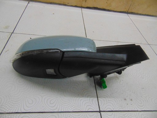 LUSTERKO PRAWE VOLVO V40 V-40 8PIN
