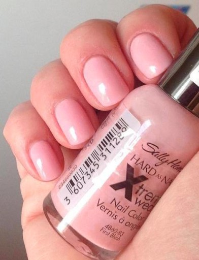 Sally hansen deals first blush