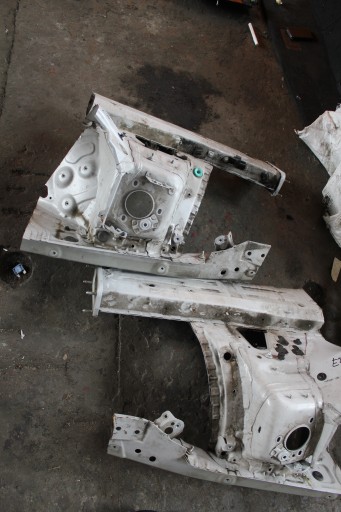 BMW E90 E91 лонжерон квадрант передний фартук