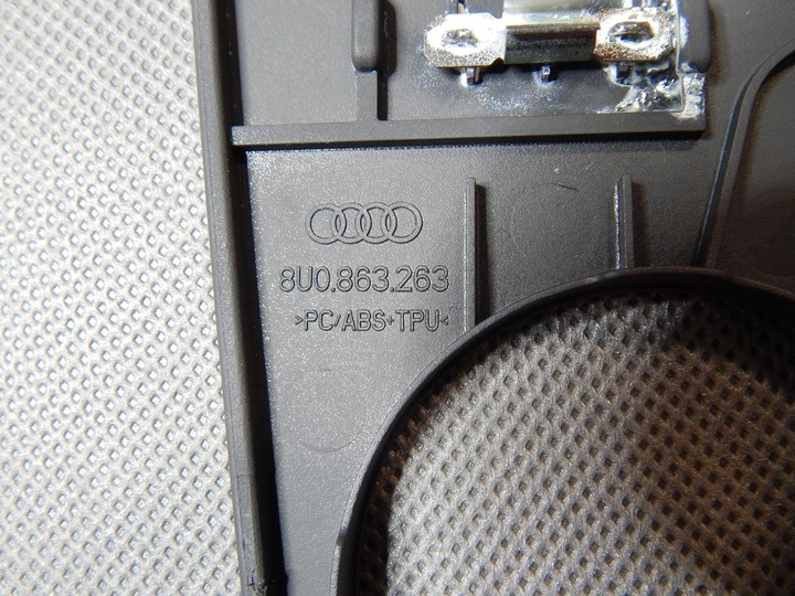 AUDI Q3 8U CARDE PROTECTION DE VENTILATION 8U0863263 photo 3 - milautoparts-fr.ukrlive.com