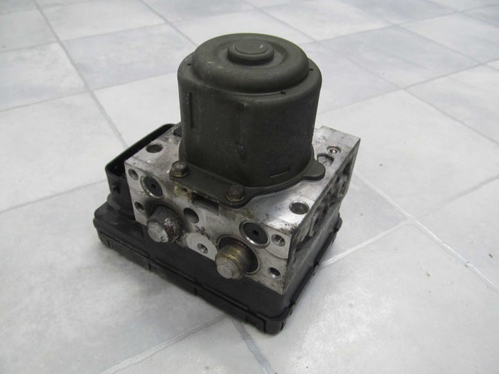 TOYOTA AVENSIS VERSO PUMP ABS 44510-44051 89541-4 photo 3 - milautoparts-fr.ukrlive.com