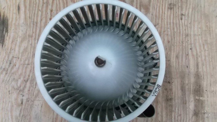 HYUNDAI WITH 97116-24951 AIR BLOWER FAN photo 2 - milautoparts-fr.ukrlive.com