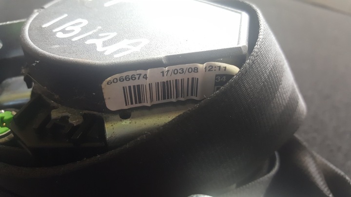 CEINTURE DROITE GAUCHE AVANT SEAT IBIZA 3 3D photo 2 - milautoparts-fr.ukrlive.com