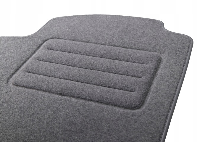 BMW 1 E87 2004-2013 MATS GRAY COLOR CARMAT photo 2 - milautoparts-fr.ukrlive.com