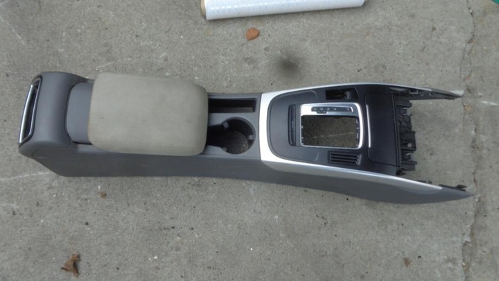 ARMREST AUDI A4 B8 2008-2011 GORLICE photo 2 - milautoparts-fr.ukrlive.com