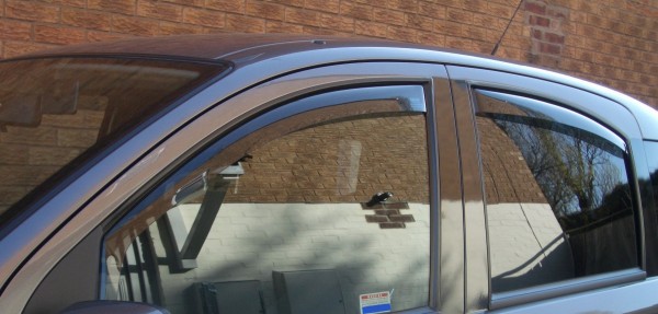 SUZUKI GRAND VITARA II 2005-2014R SIDE-WINDOW DEFLECTORS DOOR photo 3 - milautoparts-fr.ukrlive.com