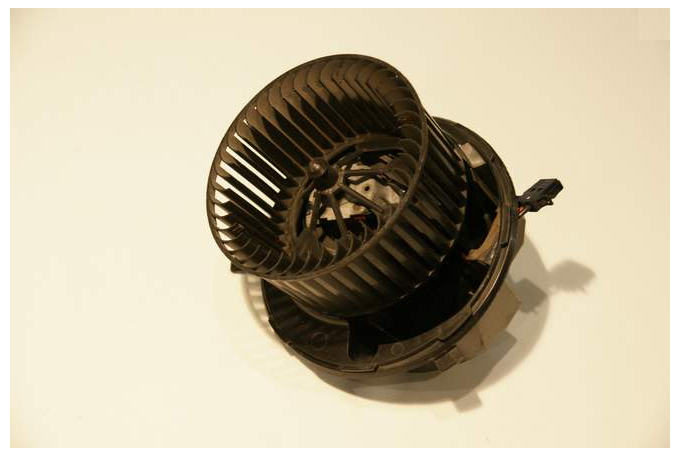 AIR BLOWER FAN VW TIGUAN TOURAN EUROPE LODZ photo 7 - milautoparts-fr.ukrlive.com