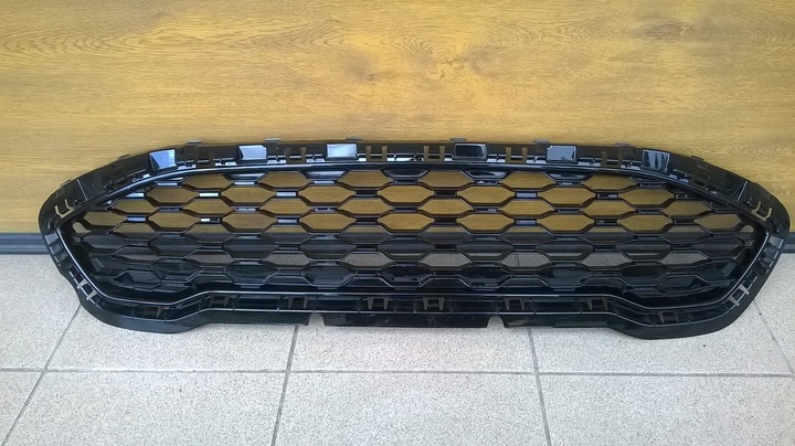 FORD FIESTA MK8 ST GRILLE RADIATOR GRILLE CENTRAL NEW CONDITION ORIGINAL photo 1 - milautoparts-fr.ukrlive.com