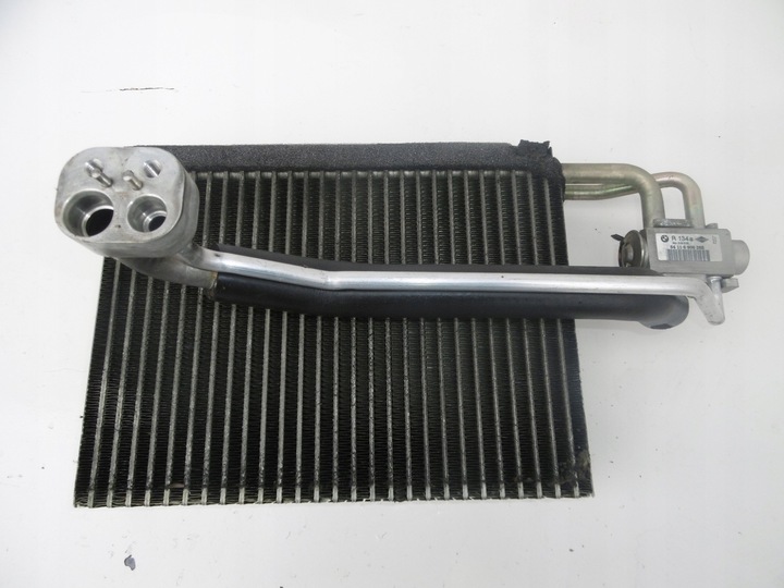 RADIATEUR CHAUFFAGE DU CLIMATISEUR BMW 7 E65 E66 photo 1 - milautoparts-fr.ukrlive.com