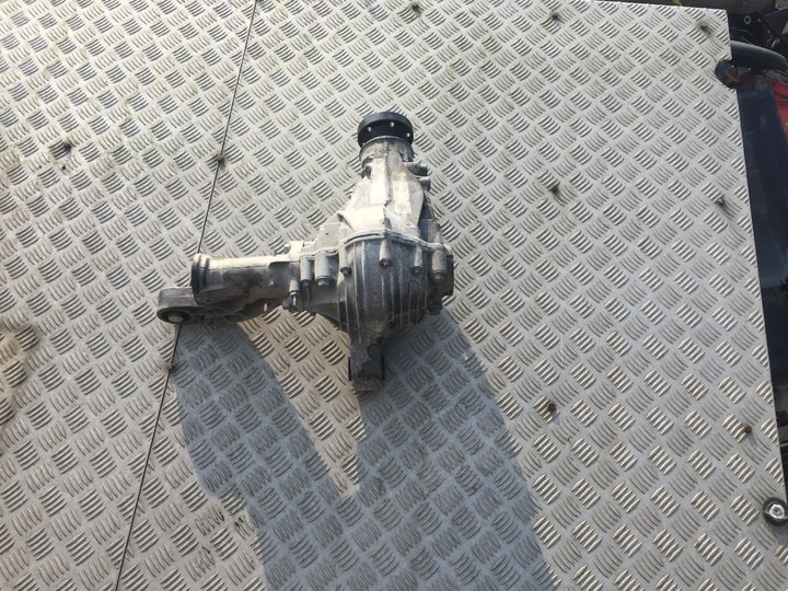 MERCEDES ML W164 3.0 V6 4X4 245KM AXLE FRONT photo 1 - milautoparts-fr.ukrlive.com