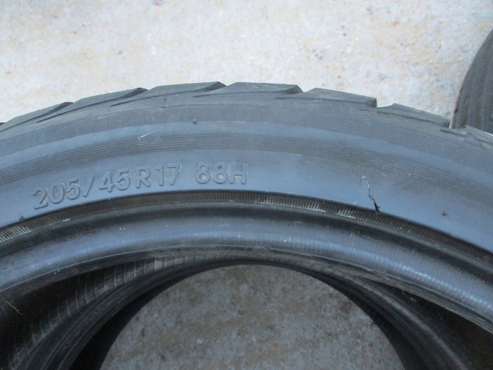 TOYO SNOWPROX S950 205/45R17 88W 7MM 1 PIÈCE photo 5 - milautoparts-fr.ukrlive.com