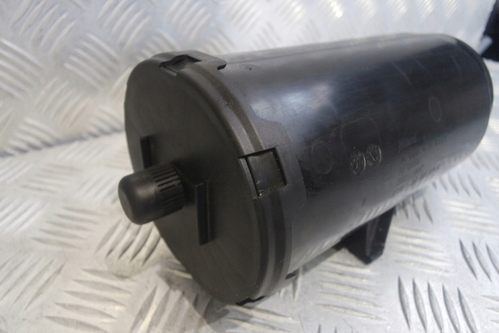 MERCEDES-BENZ WITH A0004700559 0000 FILTER CARBON photo 2 - milautoparts-fr.ukrlive.com