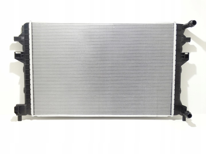 RADIATOR WATER INTERCOOLER VW PASSAT B8 2014- NEW CONDITION photo 1 - milautoparts-fr.ukrlive.com