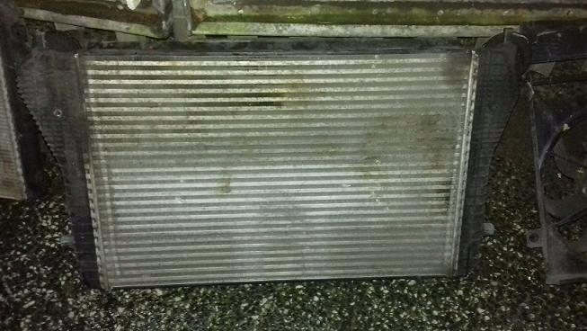 INTERCOOLER RADIATEUR D'AIR 3C0 145 805G VW B6 photo 2 - milautoparts-fr.ukrlive.com