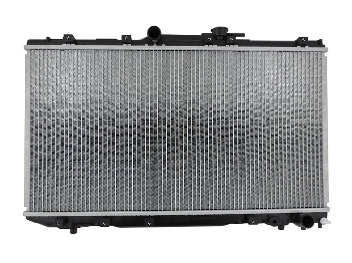 RADIATOR WATER SRLINE CARINA E 92- 812208-3 photo 1 - milautoparts-fr.ukrlive.com