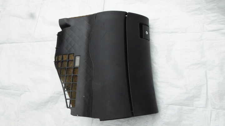 GLOVEBOX PASSENGER AUDI A4 B5 FACELIFT 99-01 8D1857035D photo 1 - milautoparts-fr.ukrlive.com