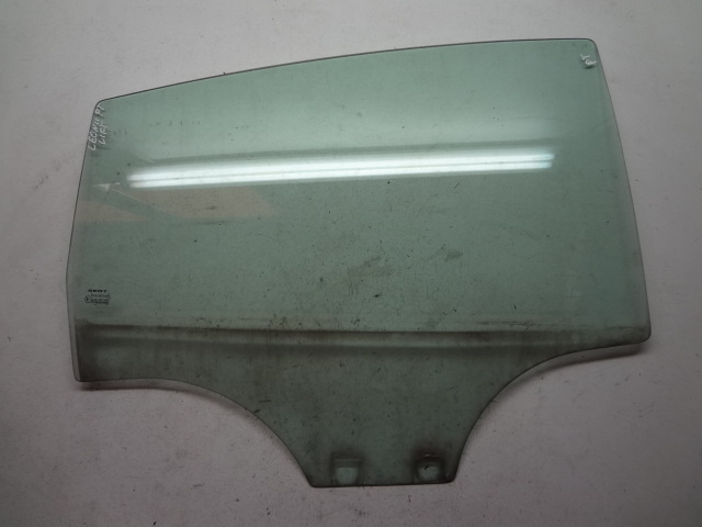 Seat leon 2 ii 09год стекло двери правой зад, Цена