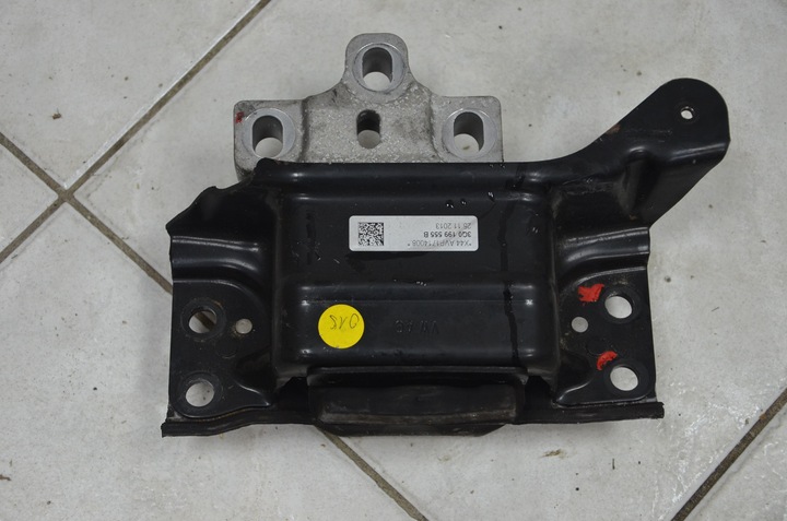 фото №1, Vw passat b8 2.0tdi подушка коробки 3q0199555b