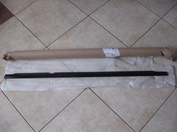 фото №1, Планка накладка - mercedes r класс w251 - новая