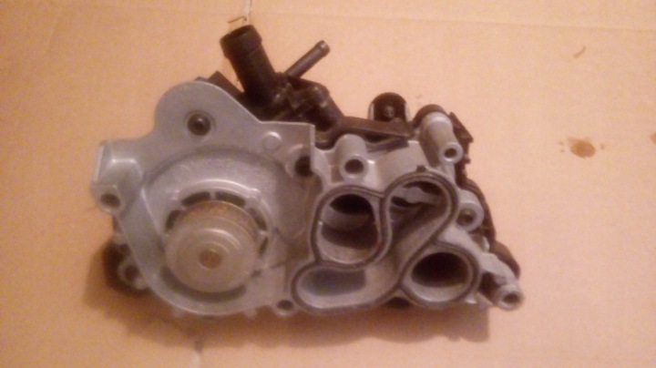 фото №4, Водяной насос 04e121600be,04e121042l vw,skoda, seat