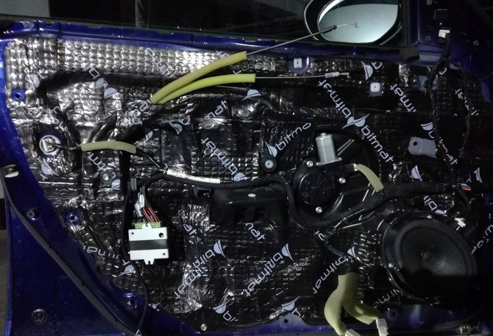 фото №12, Ab25 коврик шумопоглощающая butylowa битумная 75x50cm обшивка металу дверь