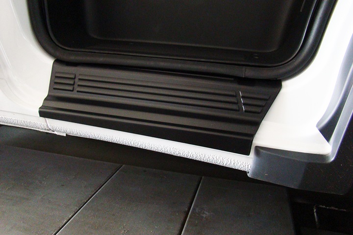 фото №1, Накладки порогові захисні накладки na пороги opel movano c 2022- вроцлав