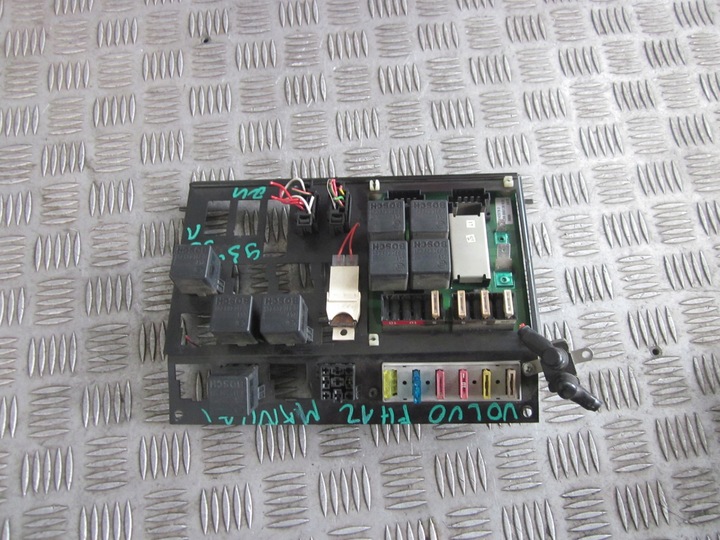 фото №1, Коробка запобіжників касета volvo fh12 93-98r