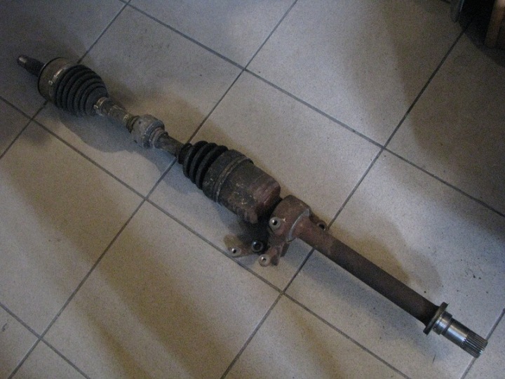 Semiasse Destro HONDA CIVIC VIII UFO 06-11r 2.2 e-CTDi