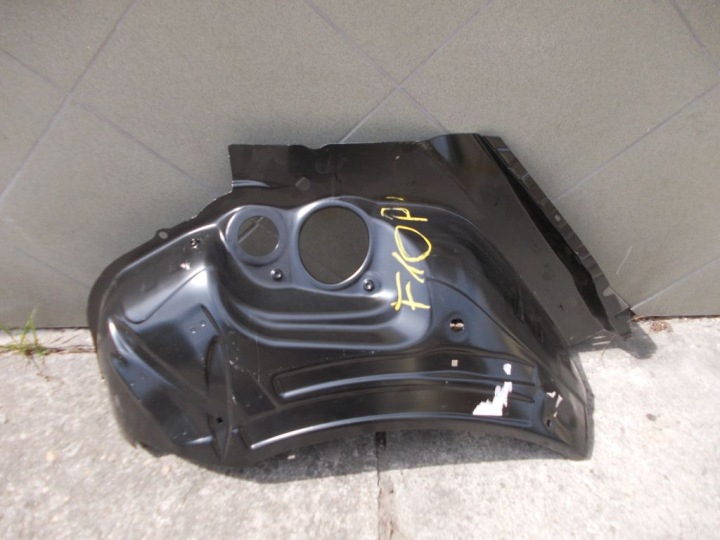 BMW 5 F10 F11 Muffe FARTUCH LADEBODEN Reifen Räder