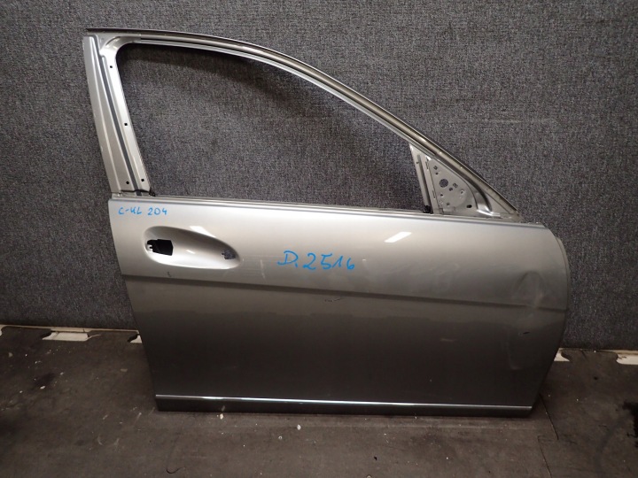 PORTIÈRE AVANT DROIT MERCEDES C KLASA W204