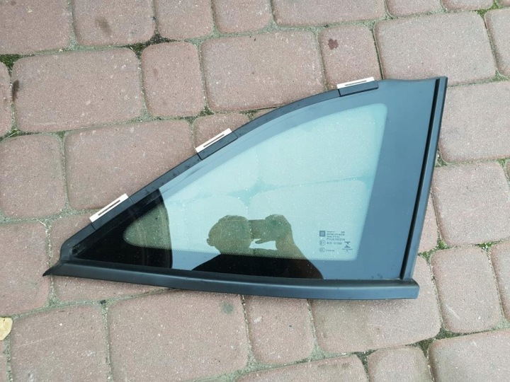 OKNO zadok zadná Karoséria 2016r Opel Astra K V 5