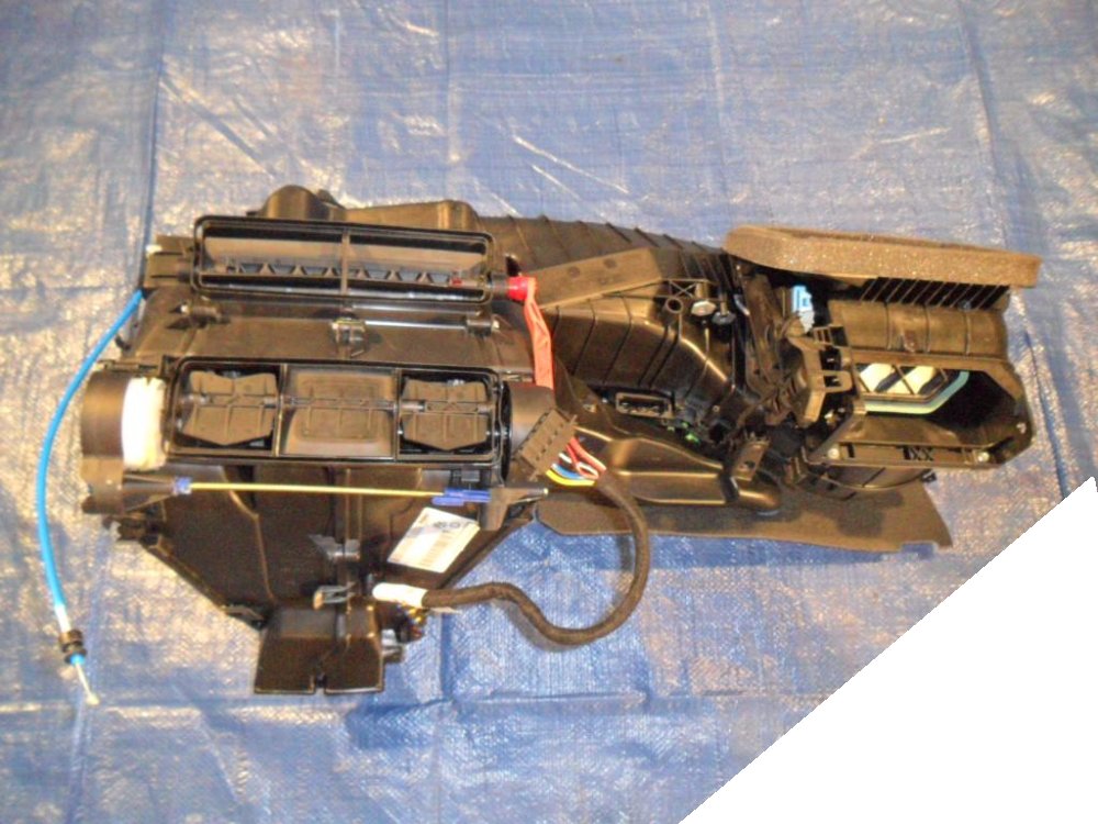 фото №1, Vw caddy 2011-2012 r обігрівач комплектна